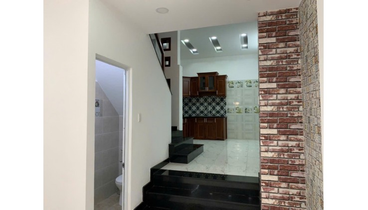 Ngộp Tô Hiến Thành - HXH Quận 10 - 42m2 - 4 tầng BTCT